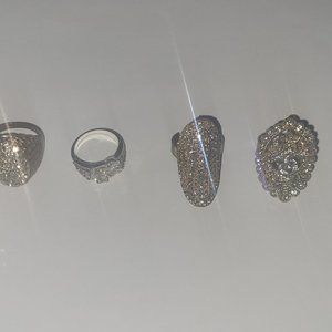 Lot of 5 costume jewelry